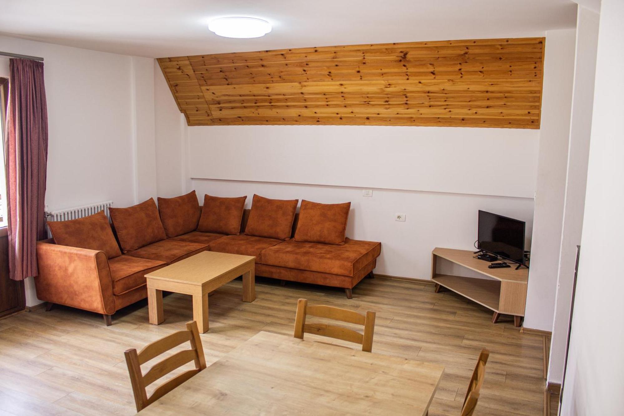 Bujtinat E Lugines Valbone Aparthotel Exterior photo